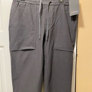 Large Lululemon Bowline Pant 30" 
Utilitech